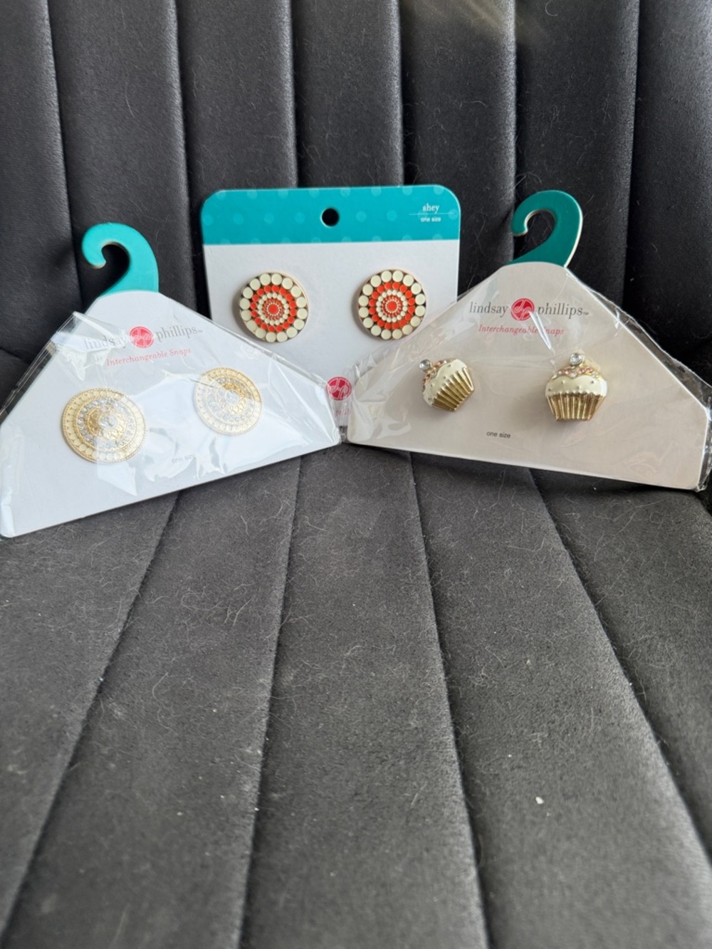 lindsay phillips Gold Cupcake Snaps Cream & Gold Accents.